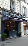 Autour du Saumon outside