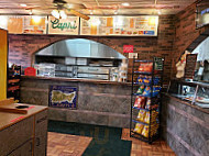 Capri Pizza inside