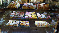 Minlaton Bakery food