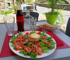 Le Vieux Pont food