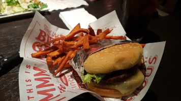 Red Robin Gourmet Burgers And Brews food