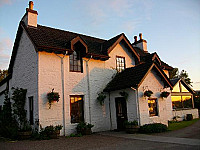 Ardshealach Lodge outside