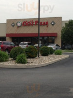 Cicis Pizza outside