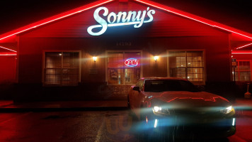 Sonny's Bbq outside