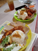 Pusat Kuliner Malam Sumenep food