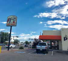 Little Caesars Pizza outside