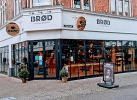 Brød outside