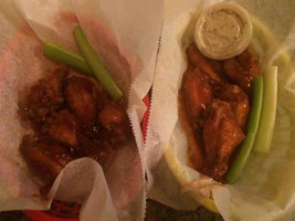 Wilton Wings food