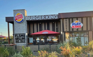 Burger King outside