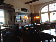 Sommers Wirtshaus food