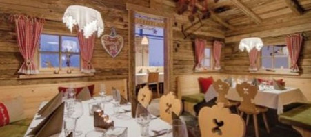 Restaurant Inn's Holz food