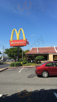 Mcdonald outside