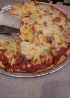 Marias Pizza food