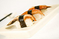 Sushi King food