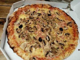 Pizza Modena food