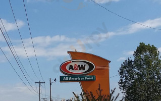 A&w outside