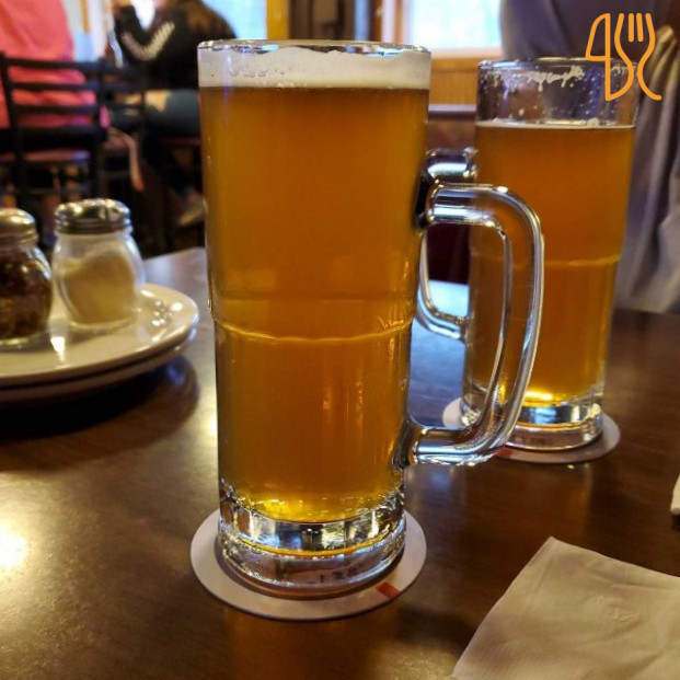 Travel Lanes & Supper Club