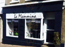 La Mammina outside