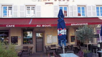 Café Brasserie Au Bouc Wasselonne inside