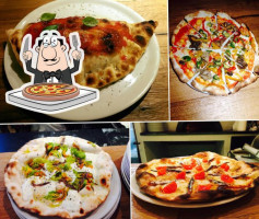 Wood Pizzeria food