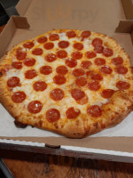 Vennari's Pizza food