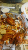 Hooters food