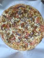 Prima Pizza food