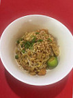 Sen Lek Thai Noodle food