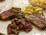 Carne E Fuoco food