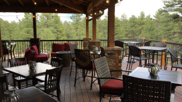 Buffalo Bill's Tavern food