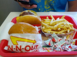 In-n-out Burger food