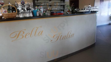 Bella Italia food