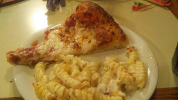 Pizza Hut food