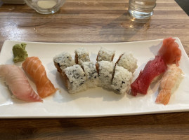 Sushi Tatsu food