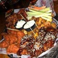 Vertigo Wings Pub food