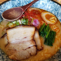 Maru Ramen food