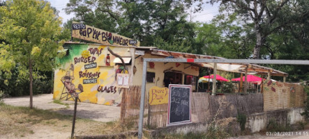 Guinguette Au P'tit Bonheur food