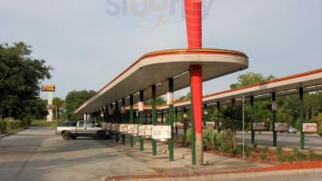 Sonic Drive-in outside