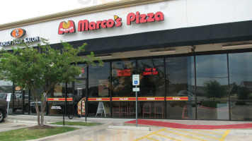 Marco's Pizza outside