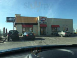 Dairy Queen outside