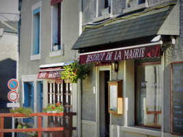 Le Bistrot De La Mairie food