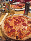 Bar Pizzeria Ristorante Le Catene Panificio Vanni food