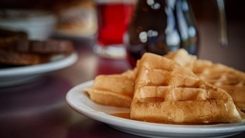 Reedsport Liquor Store food