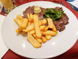 Au Bouchon Brionnais food