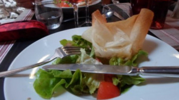 Le Petit Voisin food