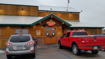 Texas Roadhouse outside