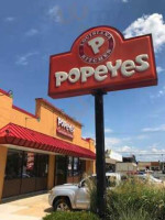 Popeyes Louisiana Kitchen outside