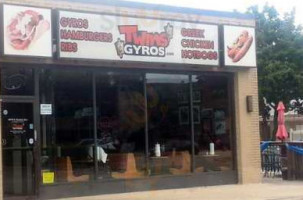 Twins Gyros food