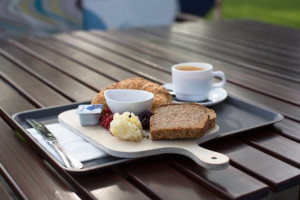 Strandbad Oberrieden food