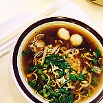 Sen Lek Thai Noodle food